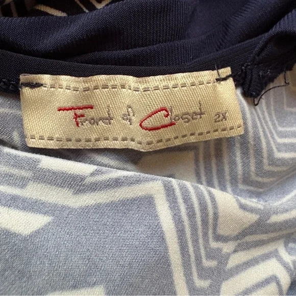 Front of Closet Navy Geometric Print Sleeveless Tank Top 2X - Picture 3 of 3